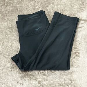 Nike Recycled capri tights